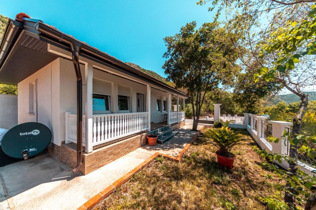 Holiday Home Marija Budva Exterior photo